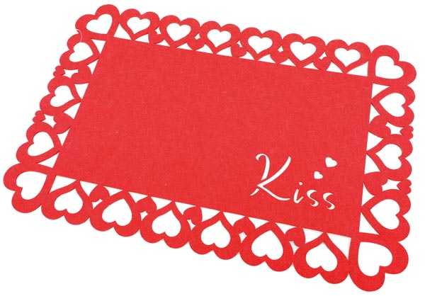 Tischset Kiss aus Filz XL 45x30cm mit gelasertem Herzen